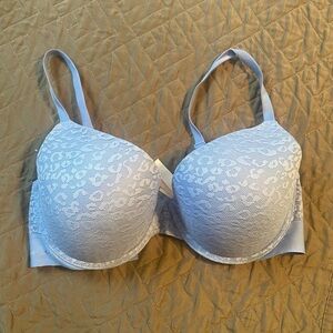 Victoria Secret Pink Wear Everywhere Push up bra 36D